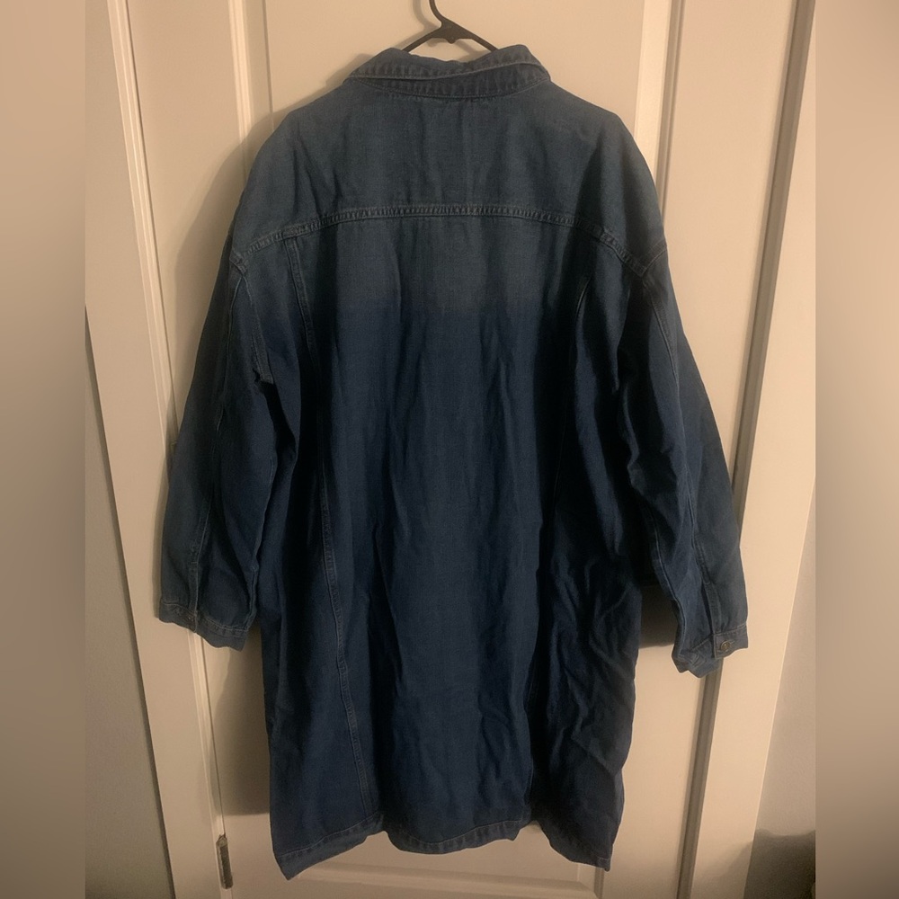 Women's Long Denim Jean Jacket - Picture 4 of 4